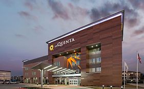 La Quinta Inn & Suites Dfw West-Glade-Parks